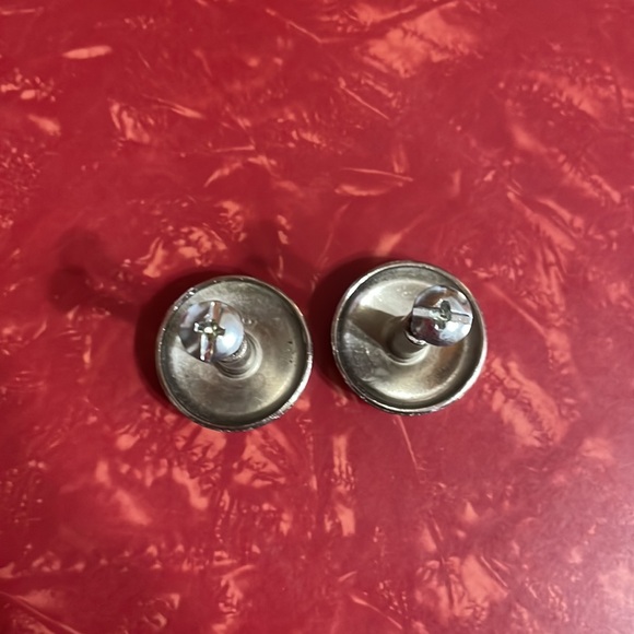 CABINET KNOBS - Picture 3 of 4